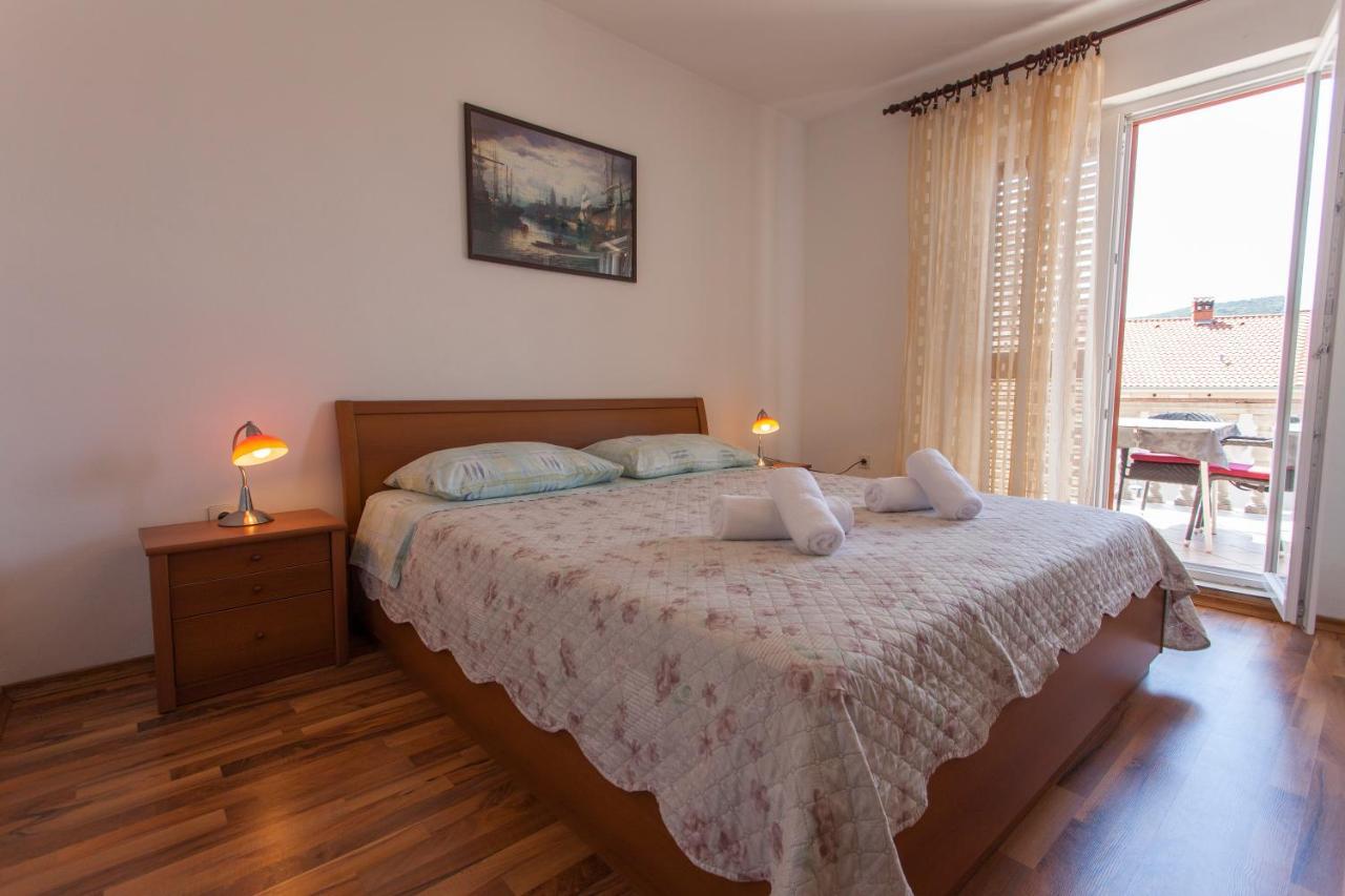 Apartman Budimir1 Крес Екстериор снимка